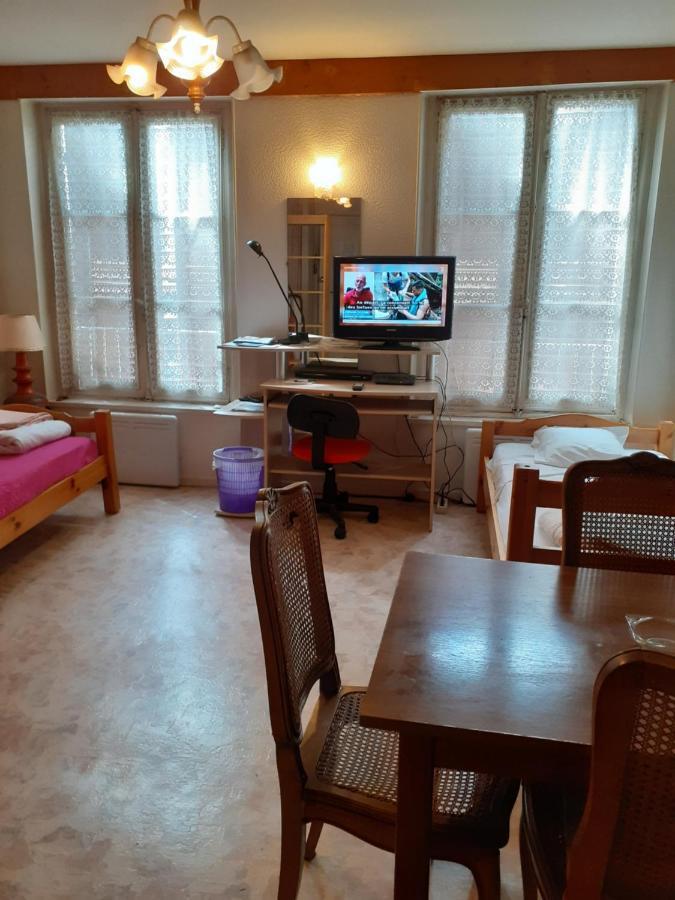 Le Sultan Du Theron 1Er Etage Apartment Le Puy-en-Velay Екстериор снимка